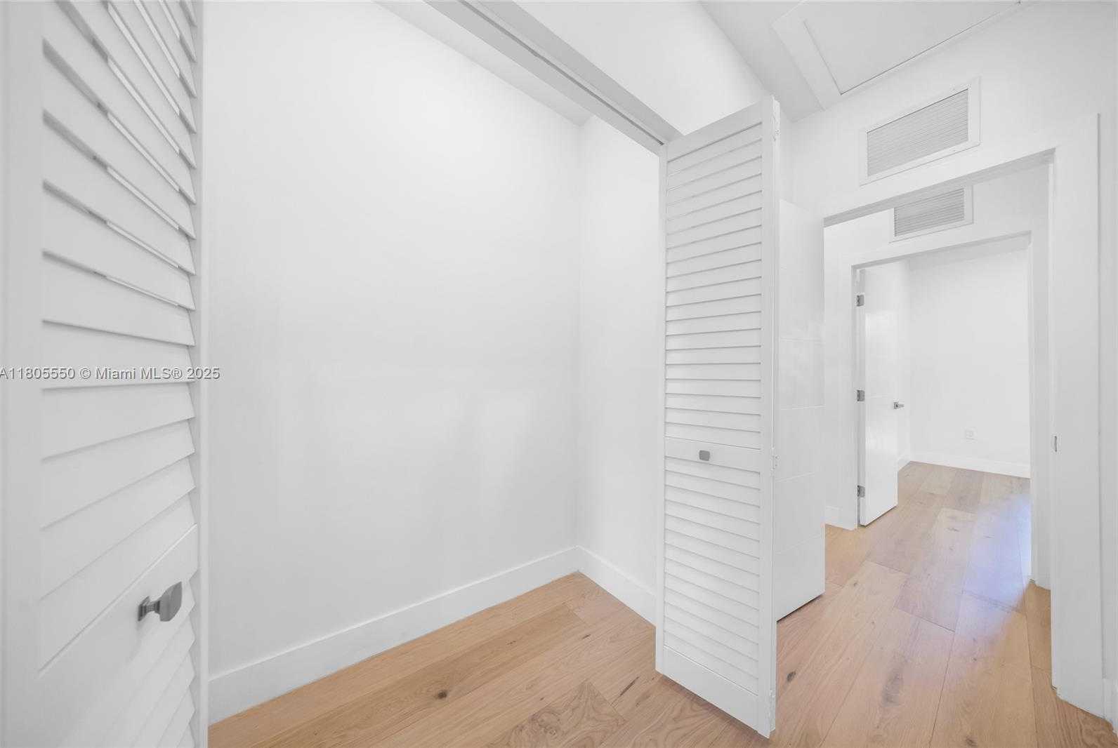 Small Image of 53 NORTH WEST 107TH ST, Miami Shores Number 24