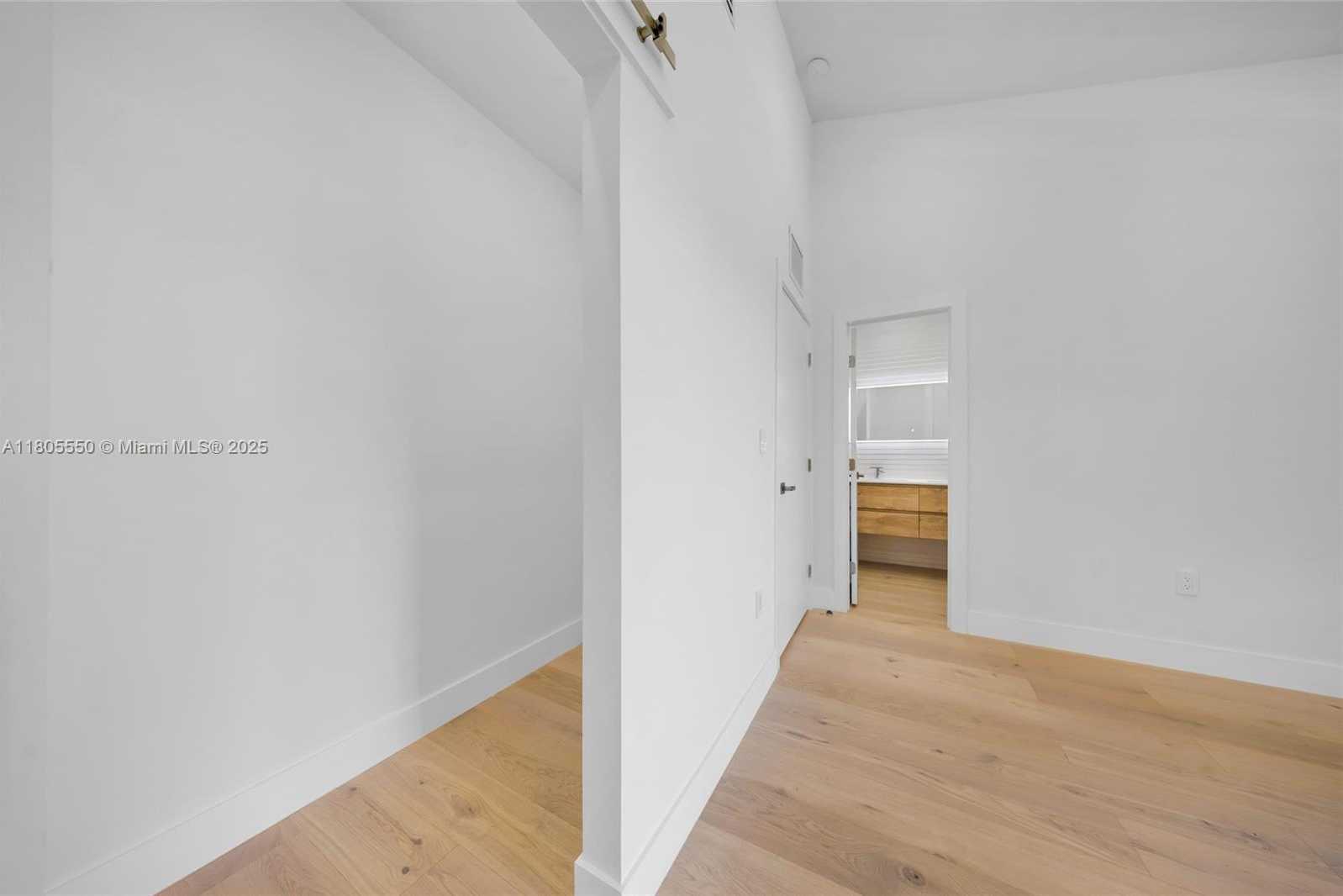 Small Image of 53 NORTH WEST 107TH ST, Miami Shores Number 28