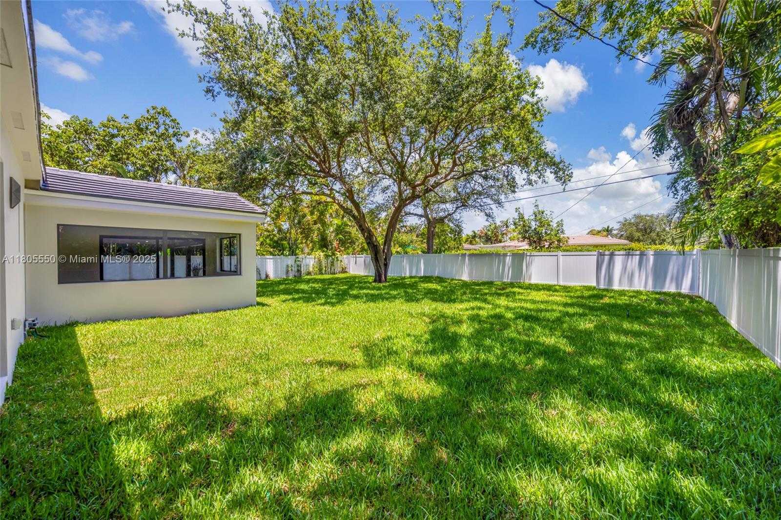 Small Image of 53 NORTH WEST 107TH ST, Miami Shores Number 37