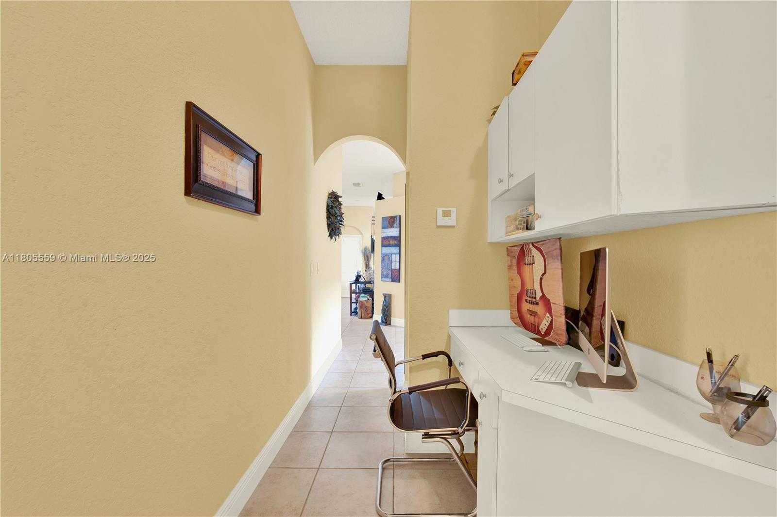 Small Image of 9029 SOUTH WEST 214TH ST, Cutler Bay Number 11