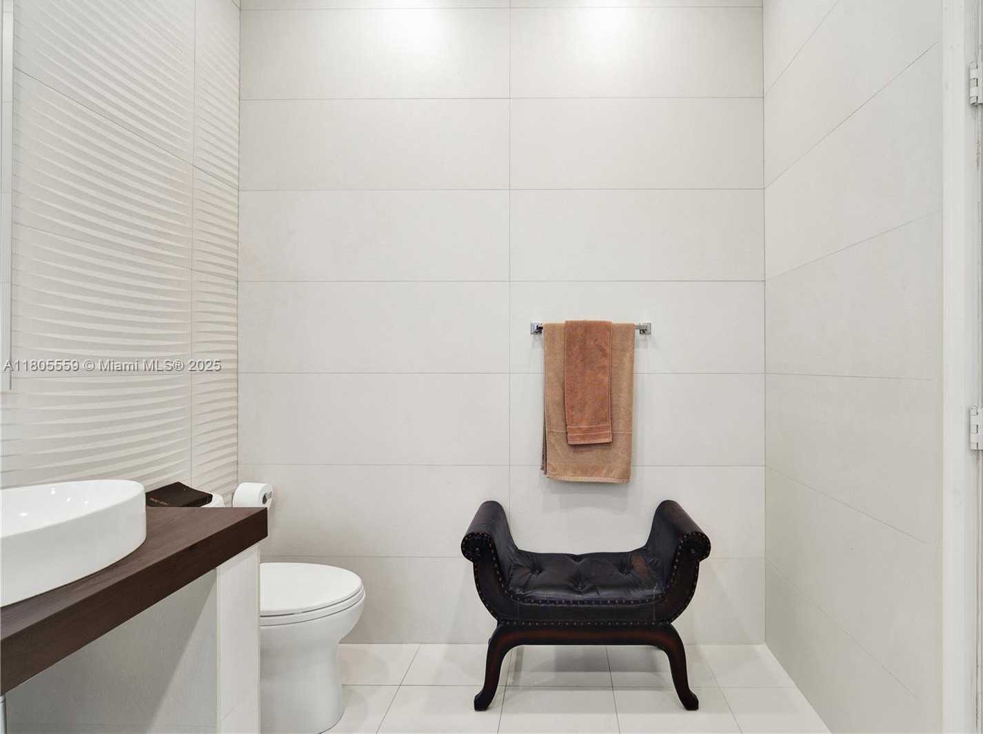 Small Image of 9029 SOUTH WEST 214TH ST, Cutler Bay Number 4