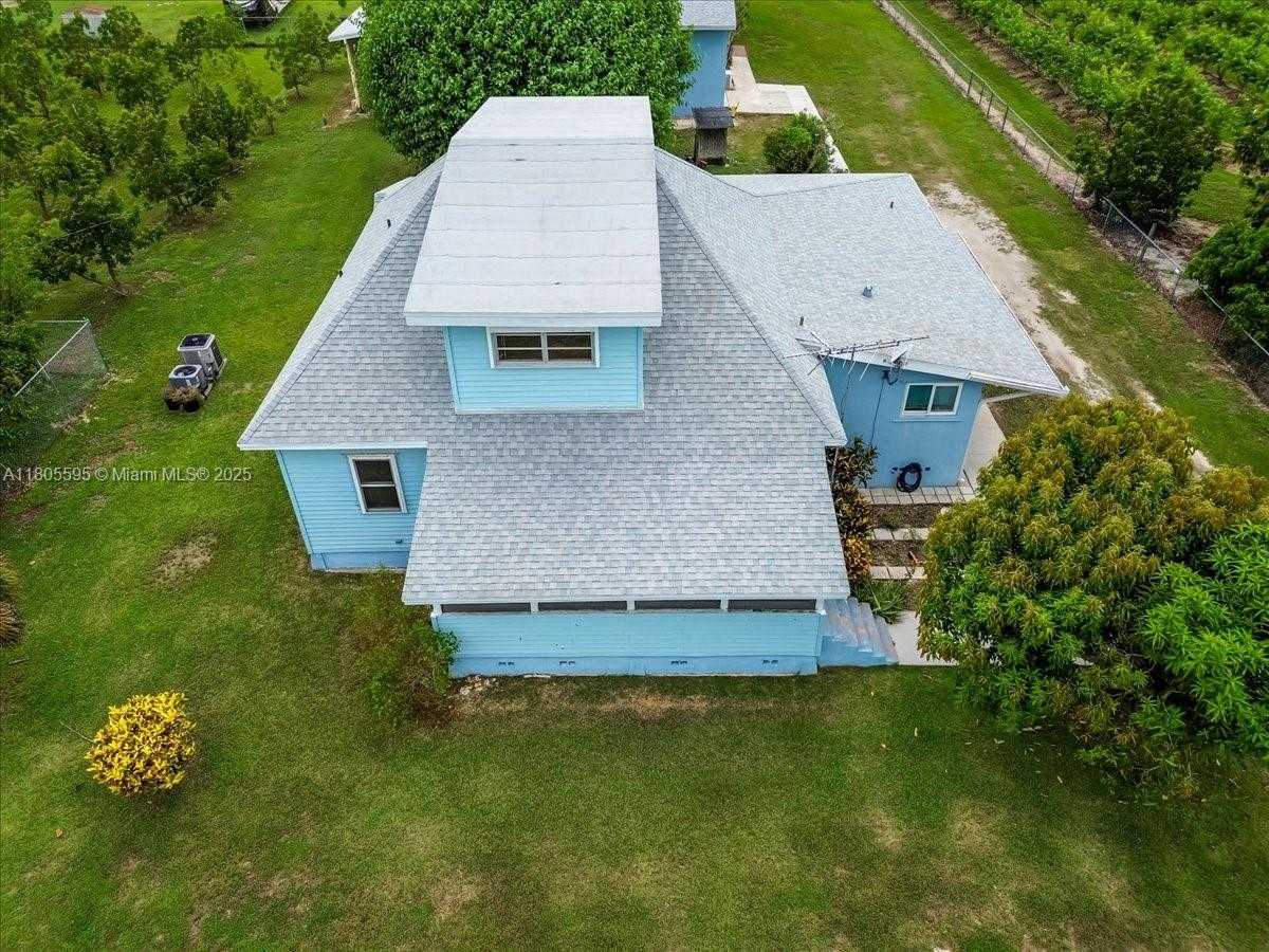 Small Image of 27000 SOUTH WEST 187TH AVE, Homestead Number 10