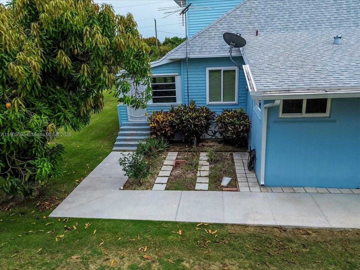 Small Image of 27000 SOUTH WEST 187TH AVE, Homestead Number 13