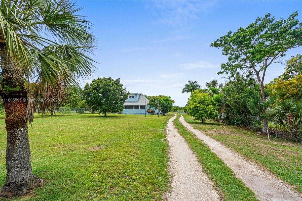 Small Image of 27000 SOUTH WEST 187TH AVE, Homestead Number 15