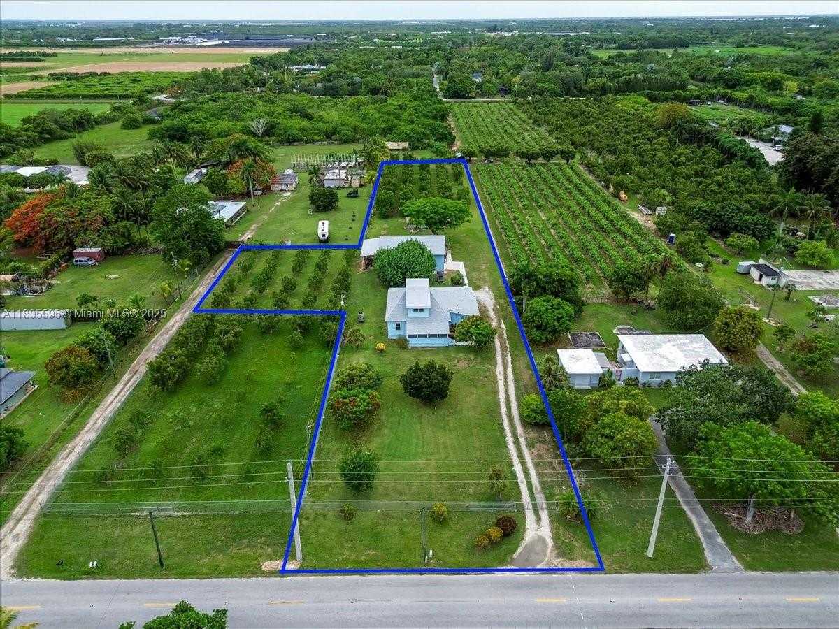 Small Image of 27000 SOUTH WEST 187TH AVE, Homestead Number 2
