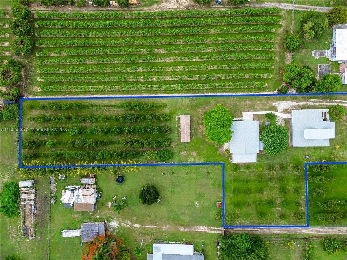 Small Image of 27000 SOUTH WEST 187TH AVE, Homestead Number 5