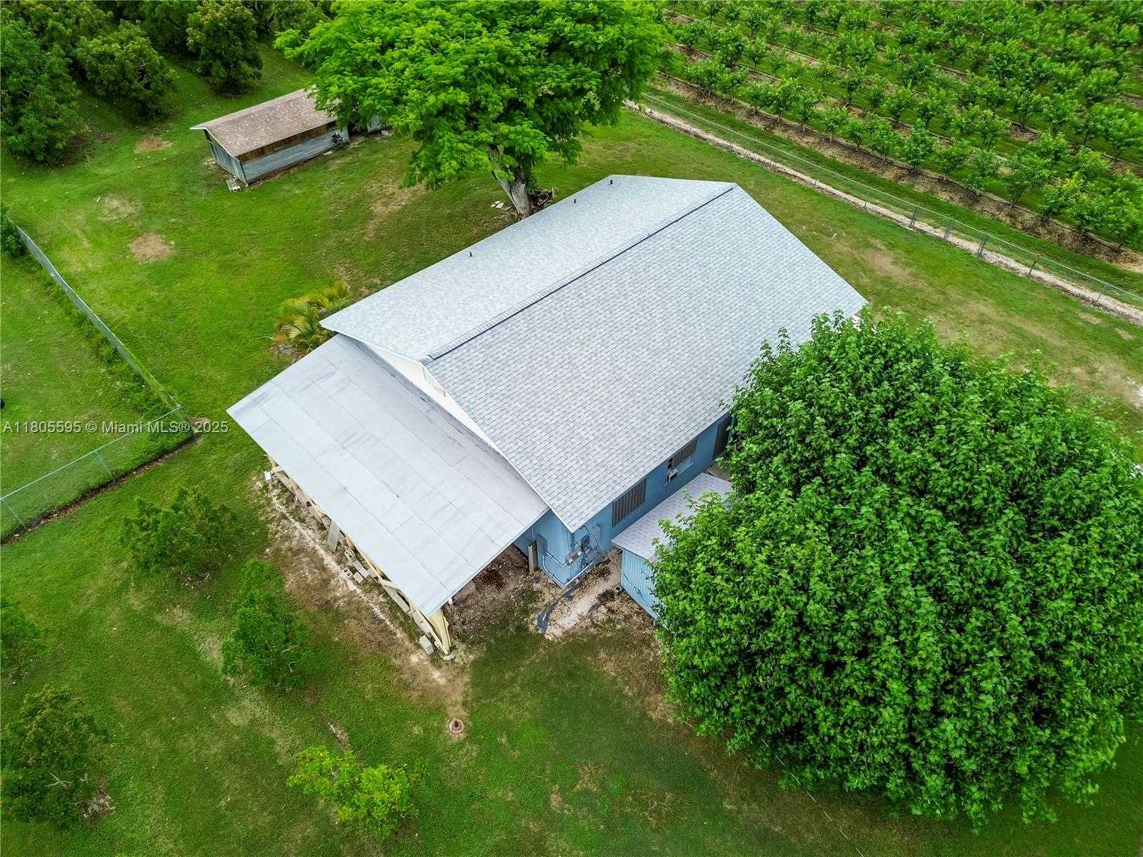 Small Image of 27000 SOUTH WEST 187TH AVE, Homestead Number 77
