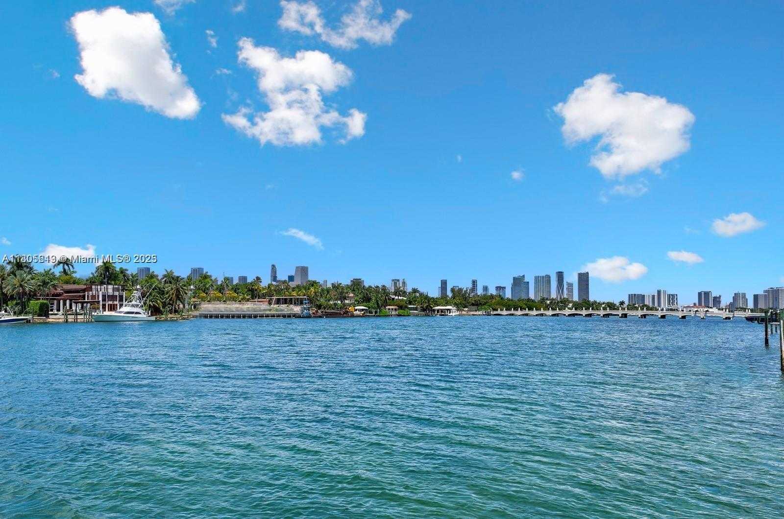 Small Image of 56 SOUTH HIBISCUS DR, Miami Beach Number 7