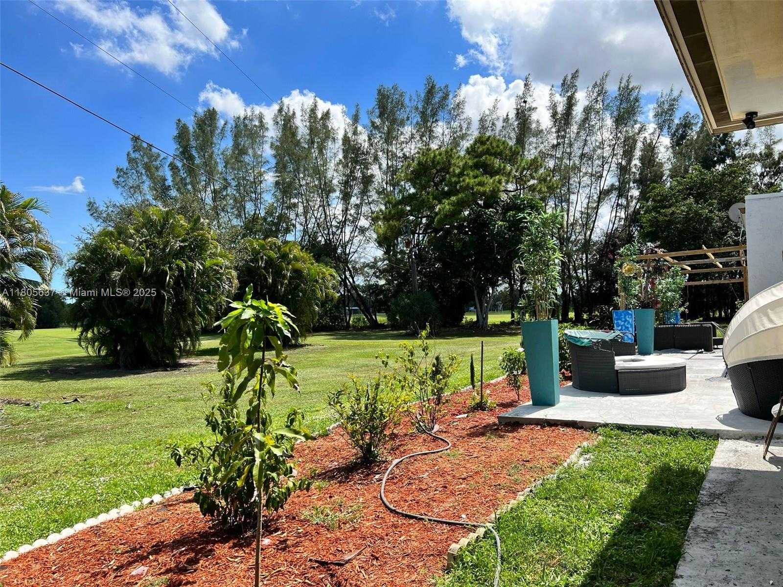Small Image of 3210 EAST MEDINAH CIR E, Lake Worth Number 12