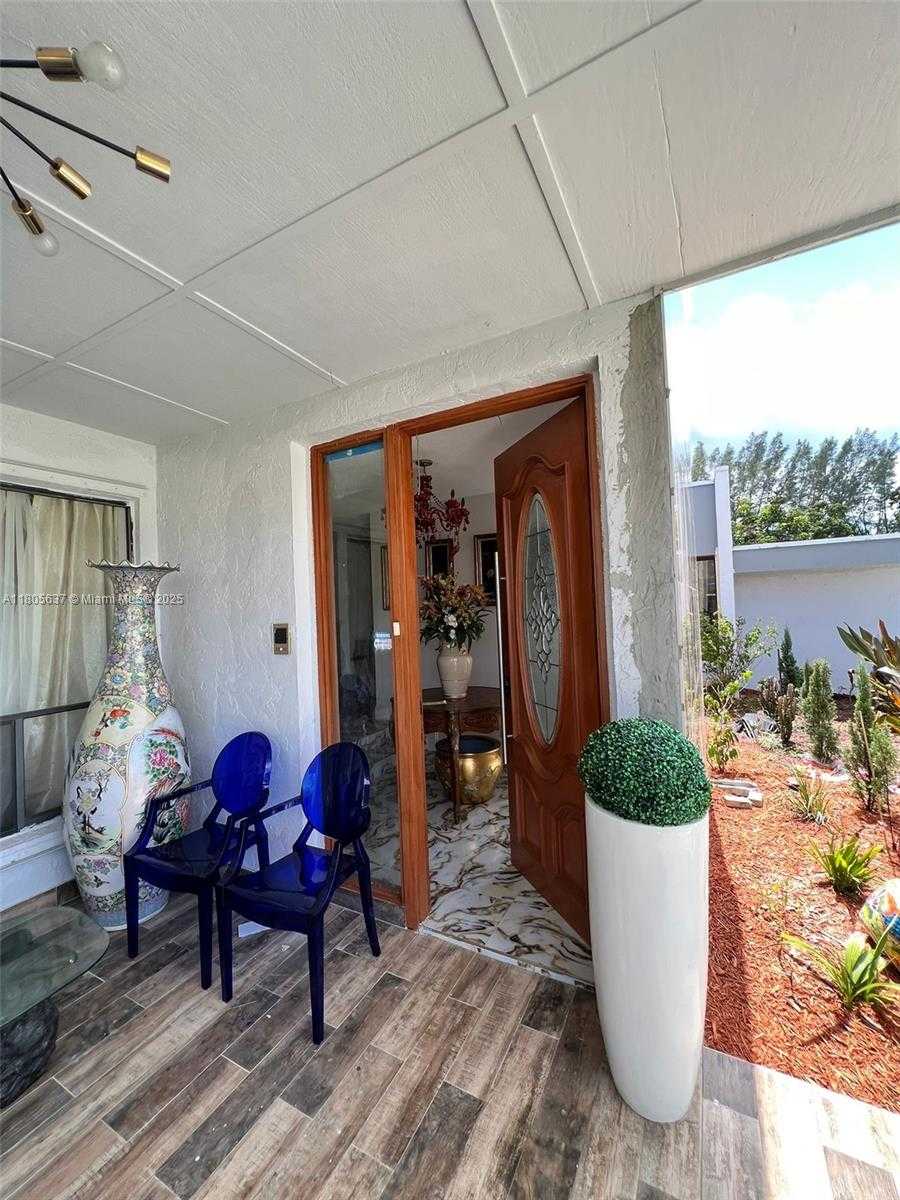 Small Image of 3210 EAST MEDINAH CIR E, Lake Worth Number 25