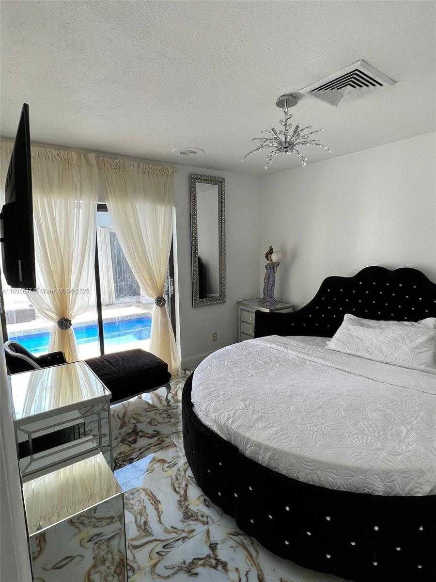 Small Image of 3210 EAST MEDINAH CIR E, Lake Worth Number 51