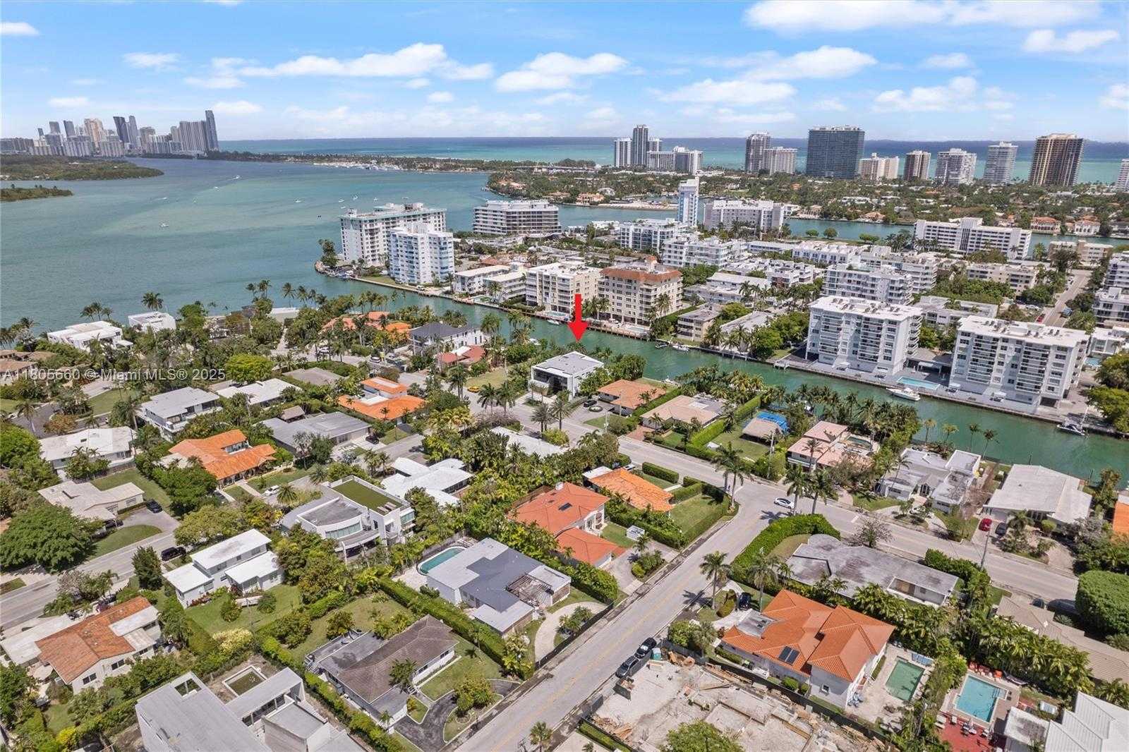 Small Image of 10161 EAST BROADVIEW DR, Bay Harbor Islands Number 2