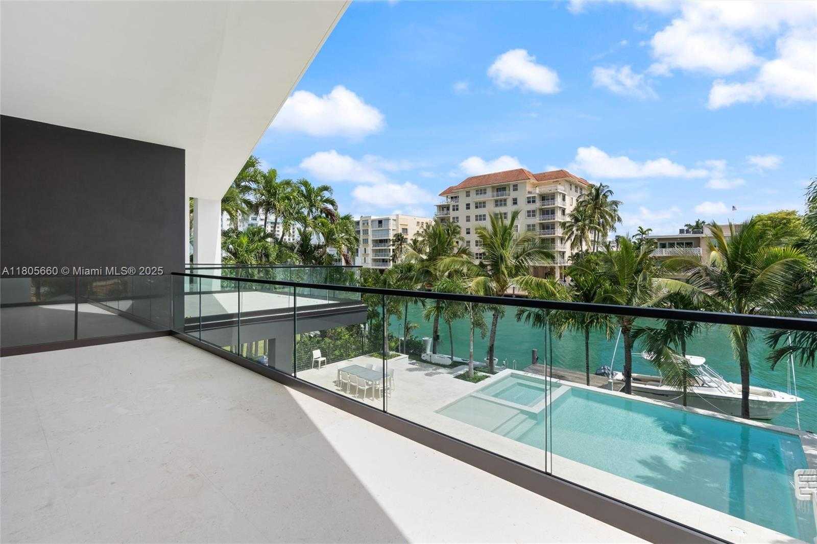 Small Image of 10161 EAST BROADVIEW DR, Bay Harbor Islands Number 28