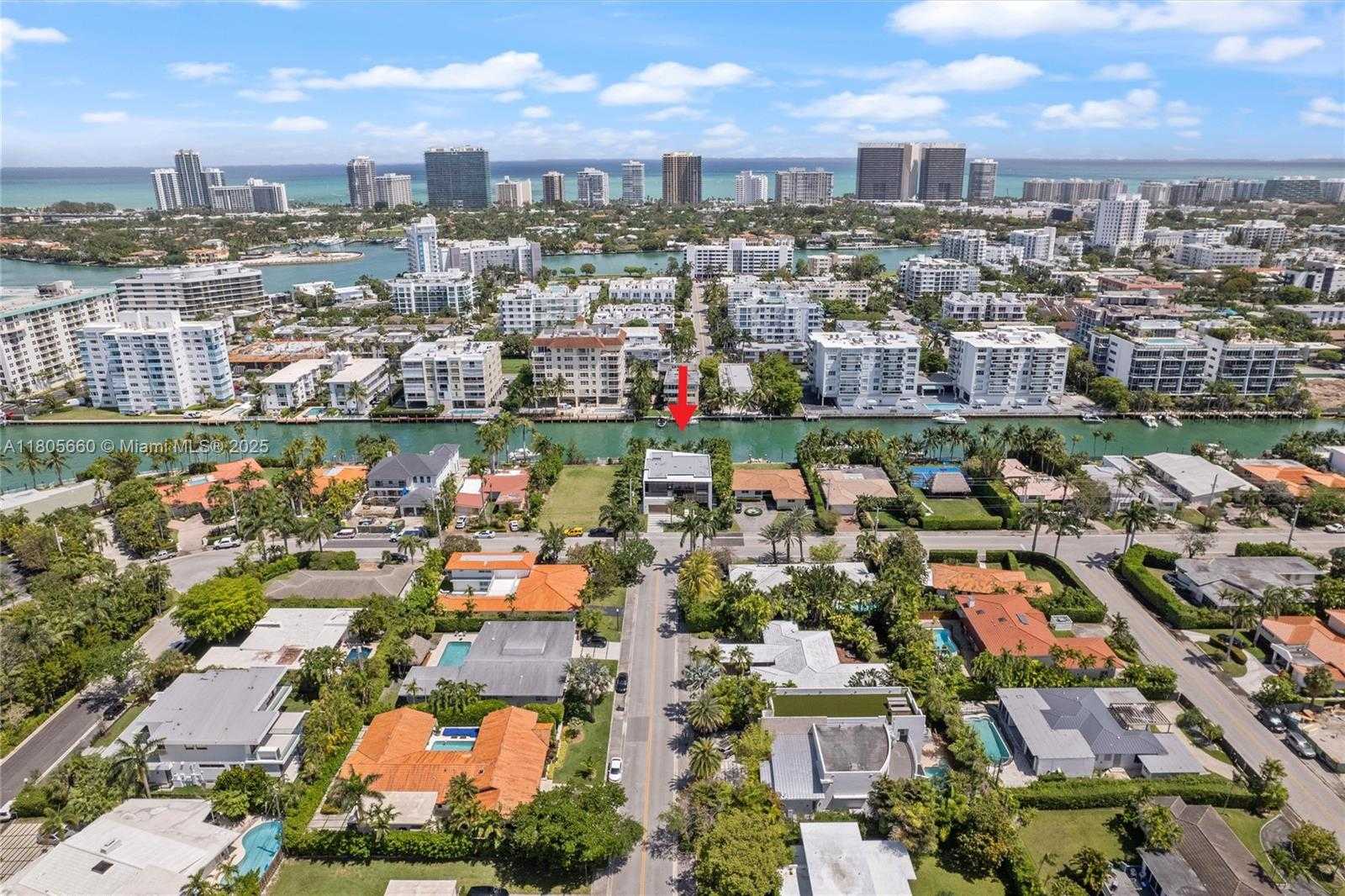 Small Image of 10161 EAST BROADVIEW DR, Bay Harbor Islands Number 43