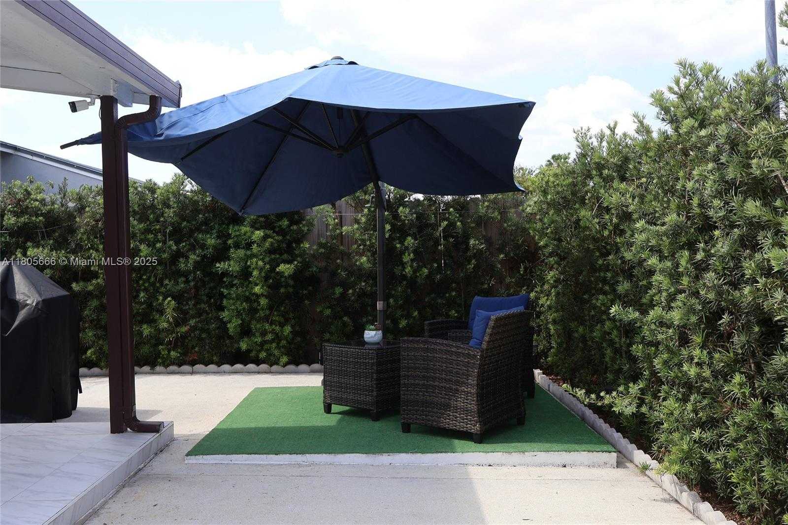 Small Image of 6755 NORTH WEST 199TH ST, Hialeah Number 26
