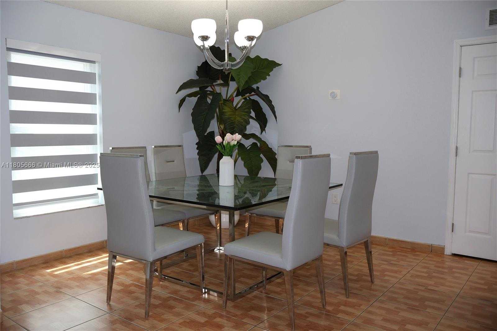 Small Image of 6755 NORTH WEST 199TH ST, Hialeah Number 8