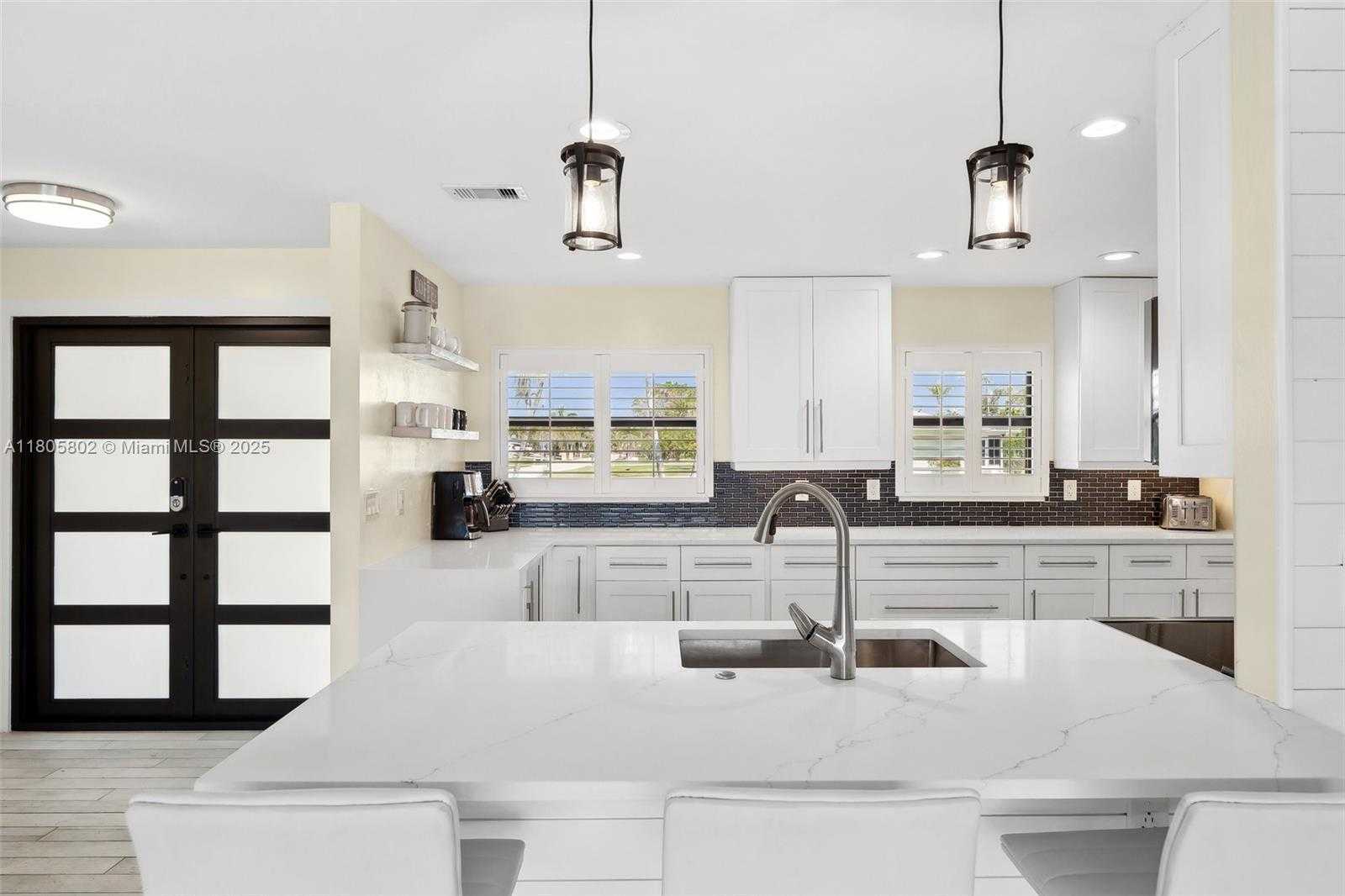 Small Image of 1600 EDITH ESPLANADE, Cape Coral Number 17