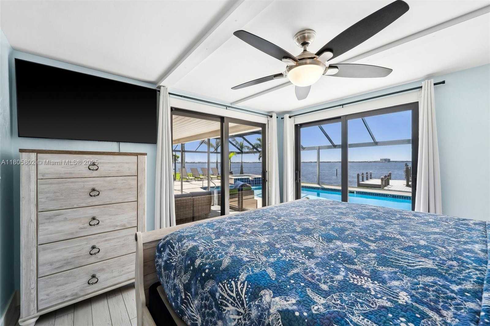 Small Image of 1600 EDITH ESPLANADE, Cape Coral Number 27