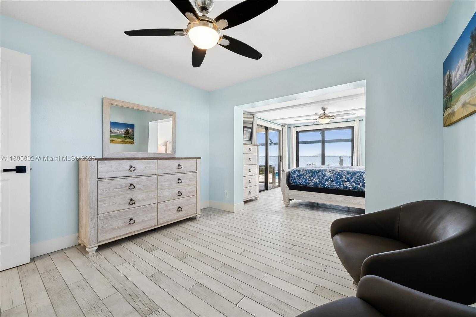 Small Image of 1600 EDITH ESPLANADE, Cape Coral Number 29