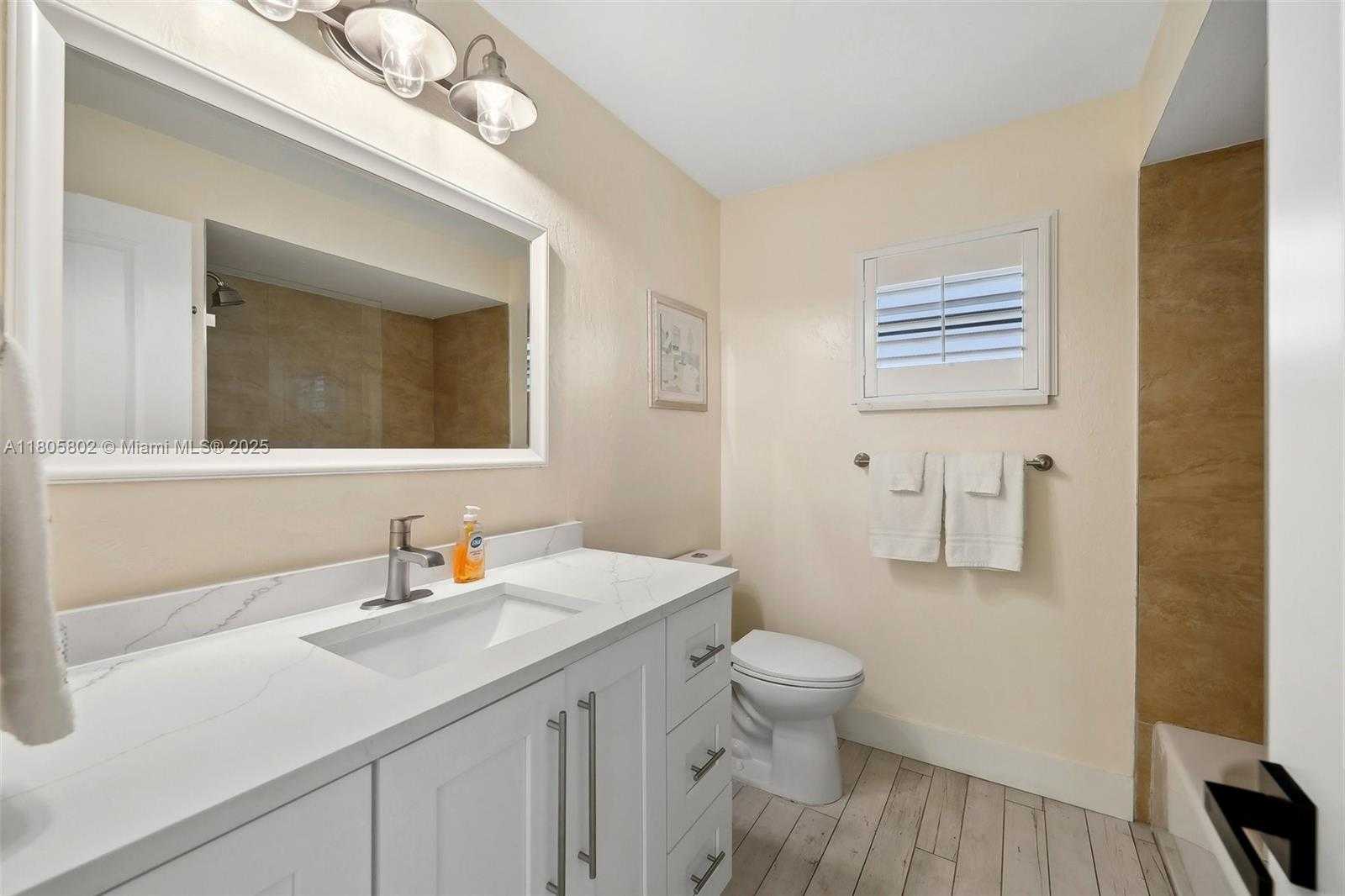 Small Image of 1600 EDITH ESPLANADE, Cape Coral Number 34