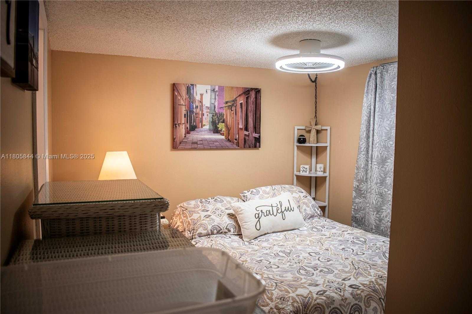 Small Image of 4501 MARTINIQUE WAY #C1, Coconut Creek Number 4