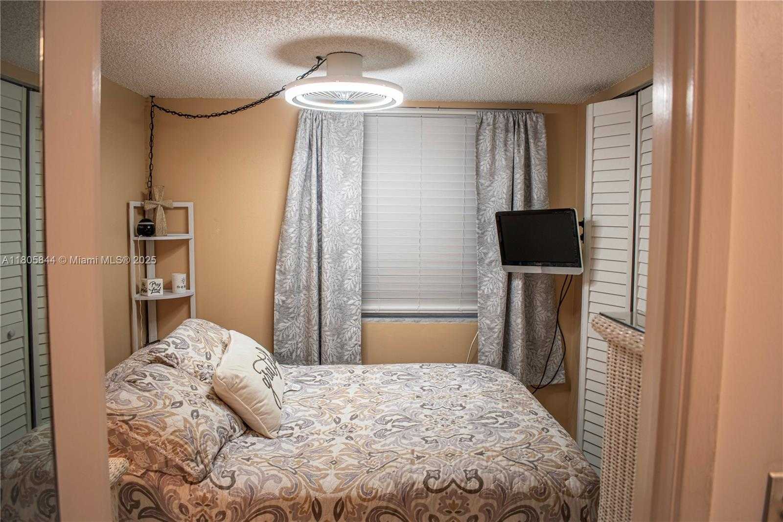 Small Image of 4501 MARTINIQUE WAY #C1, Coconut Creek Number 5