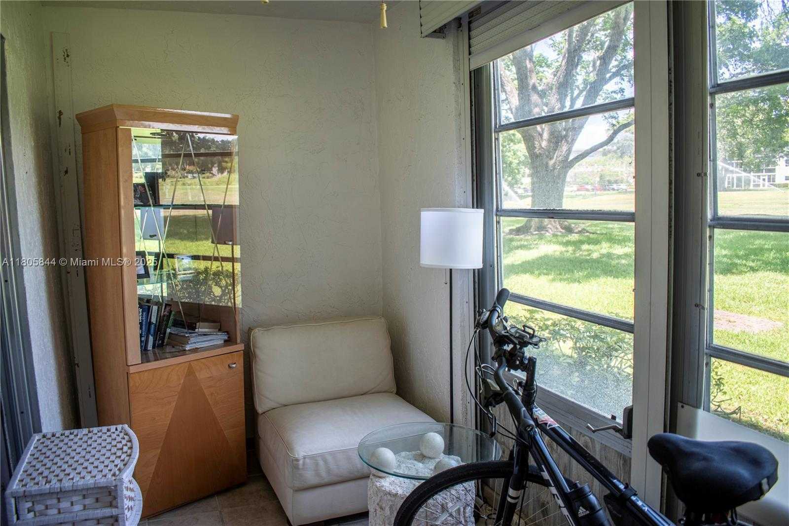 Small Image of 4501 MARTINIQUE WAY #C1, Coconut Creek Number 7