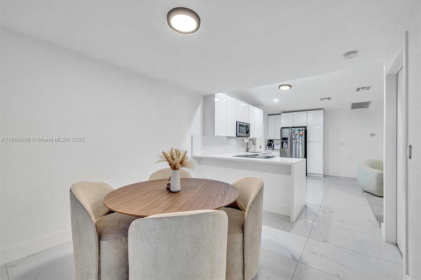 Small Image of 13550 NORTH WEST 5TH AVE, North Miami Number 15