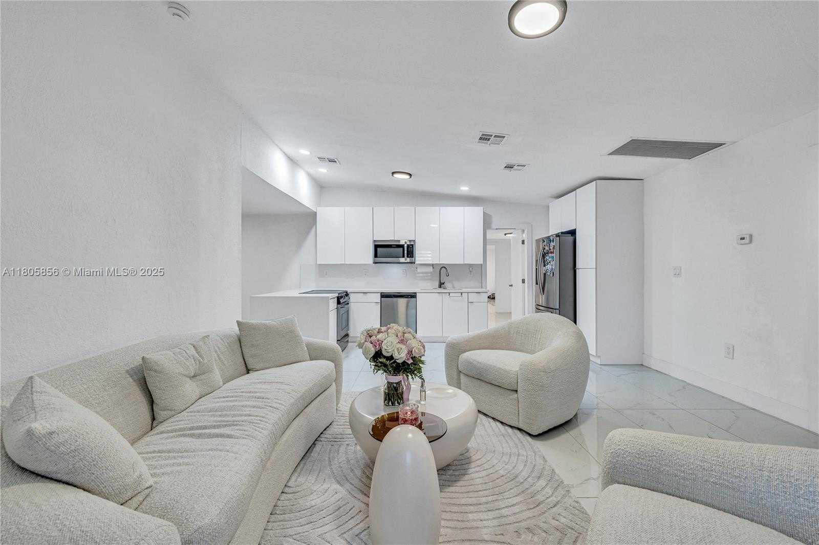 Small Image of 13550 NORTH WEST 5TH AVE, North Miami Number 18