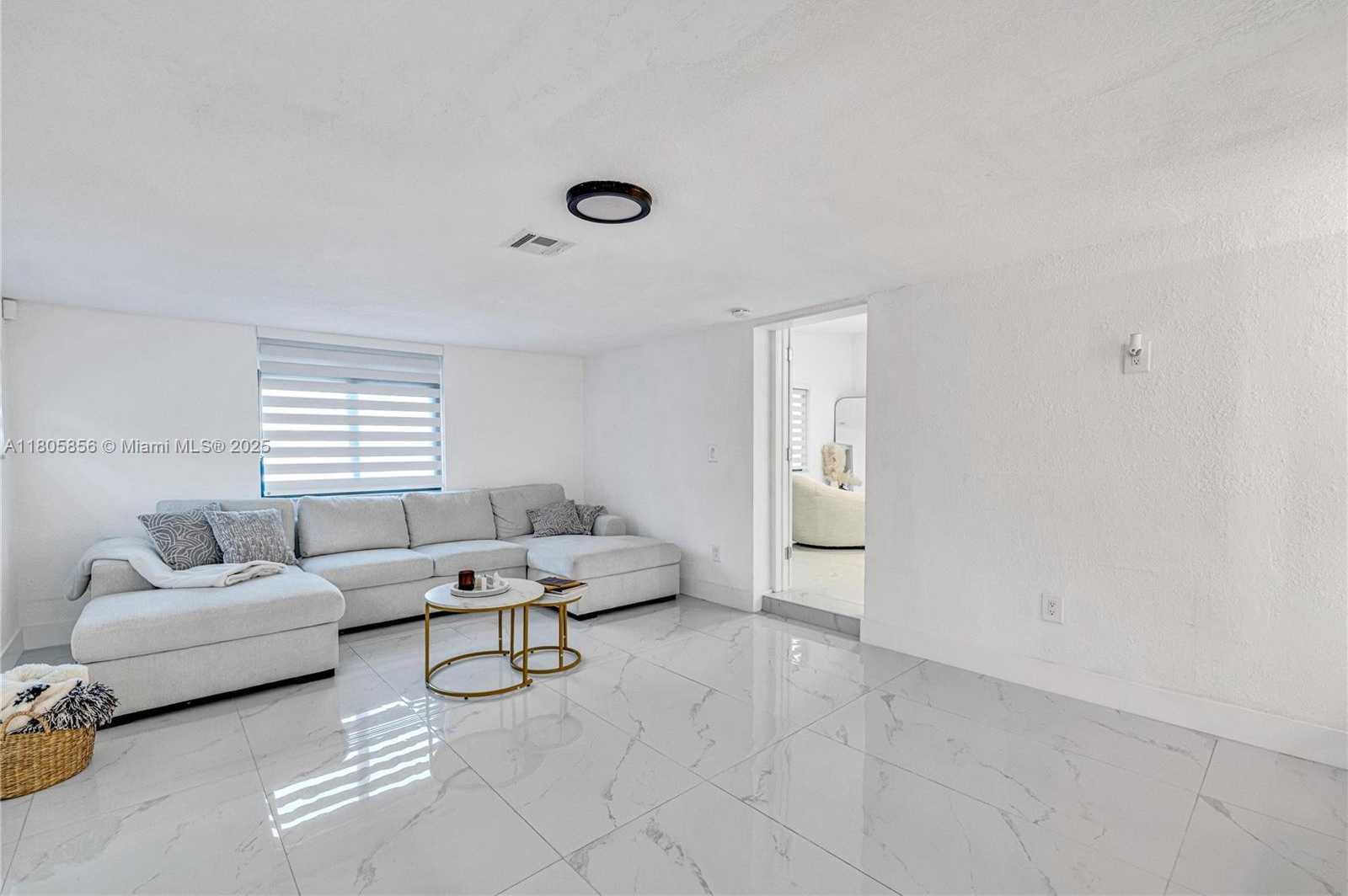 Small Image of 13550 NORTH WEST 5TH AVE, North Miami Number 22
