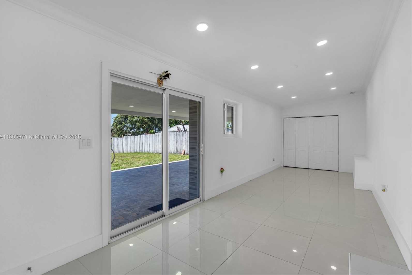 Small Image of 2900 NORTH WEST 179TH ST, Miami Gardens Number 10