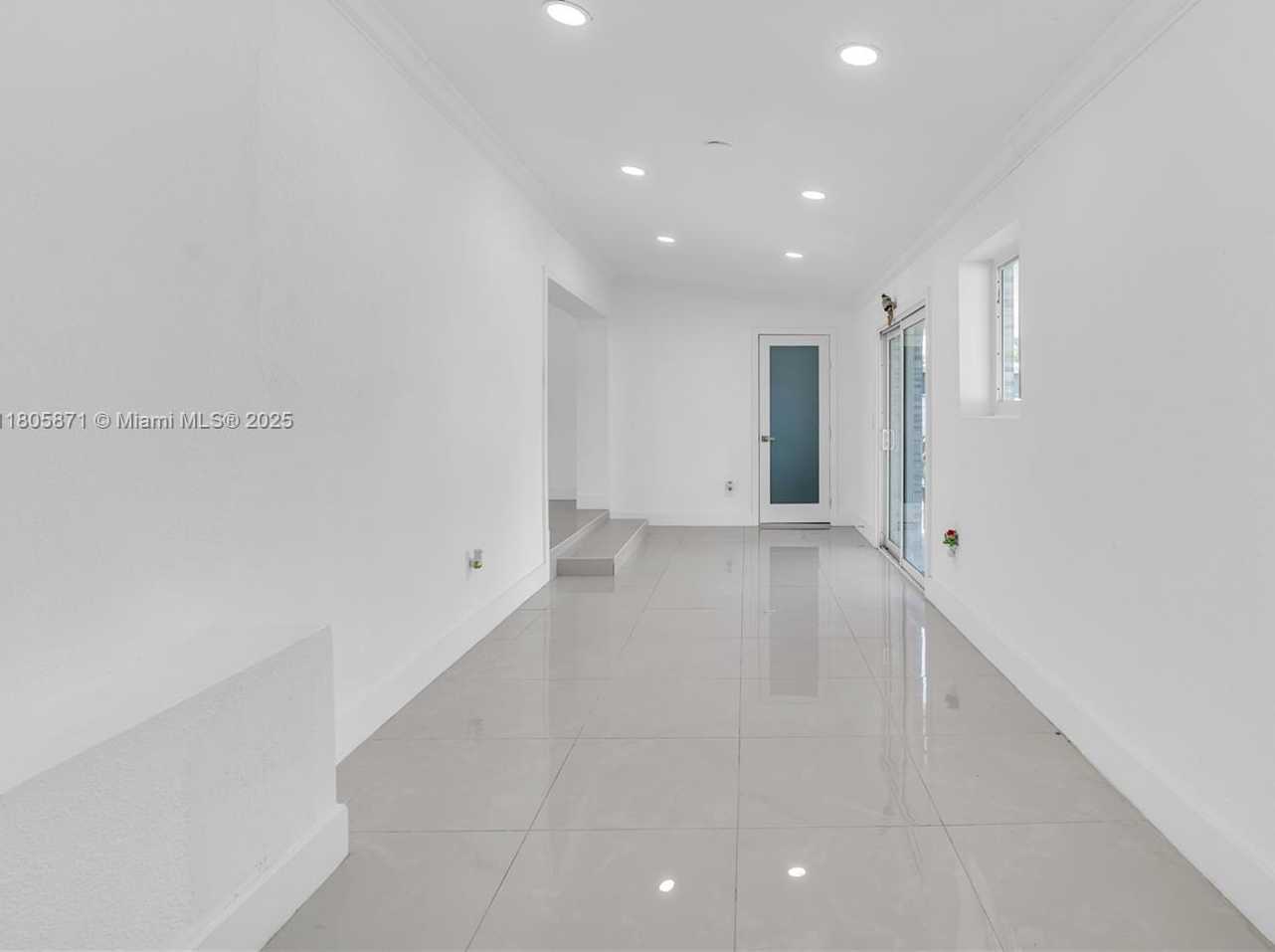 Small Image of 2900 NORTH WEST 179TH ST, Miami Gardens Number 13