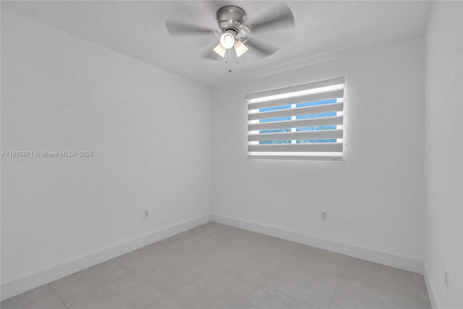 Small Image of 2900 NORTH WEST 179TH ST, Miami Gardens Number 15