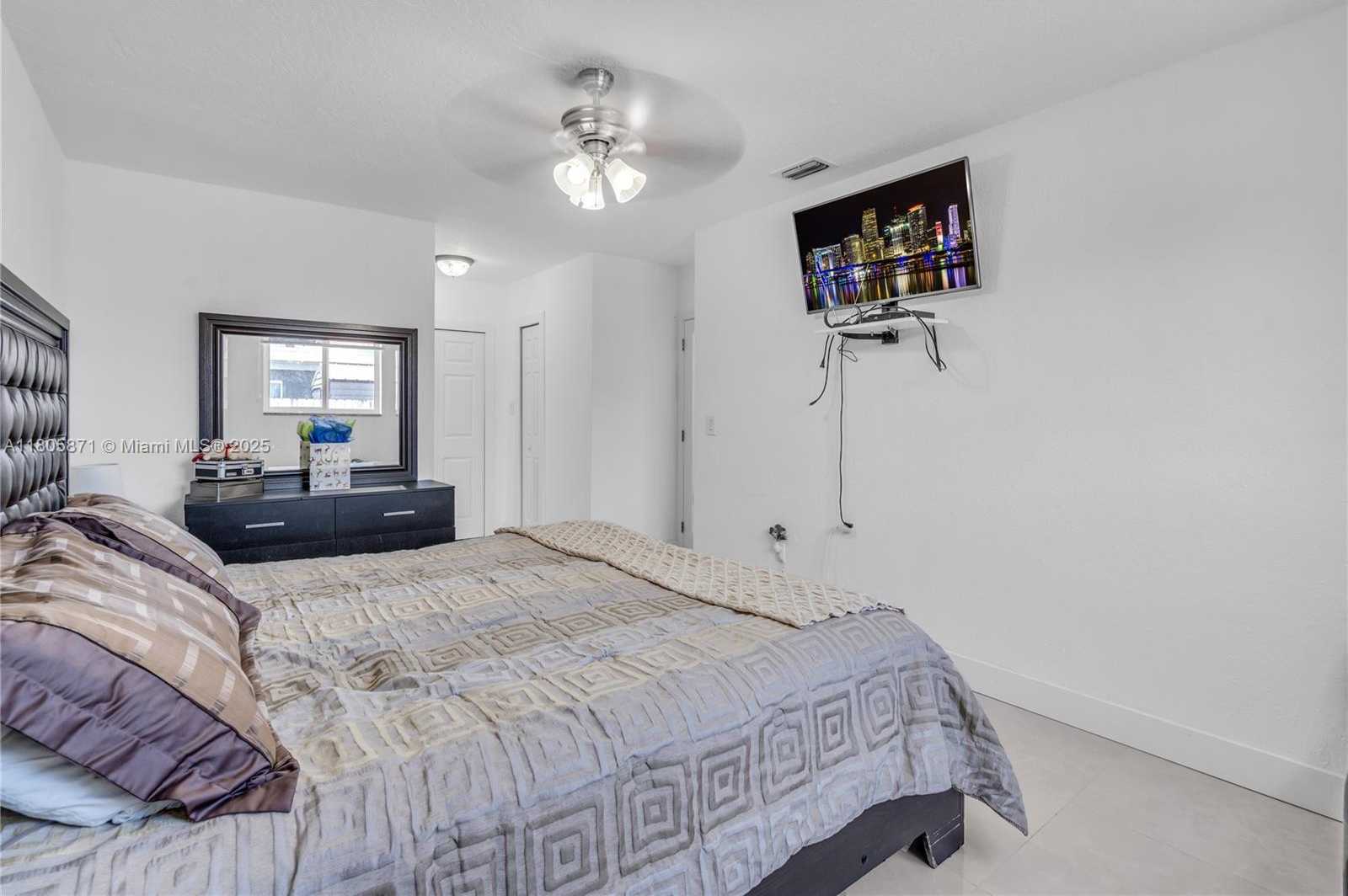 Small Image of 2900 NORTH WEST 179TH ST, Miami Gardens Number 18