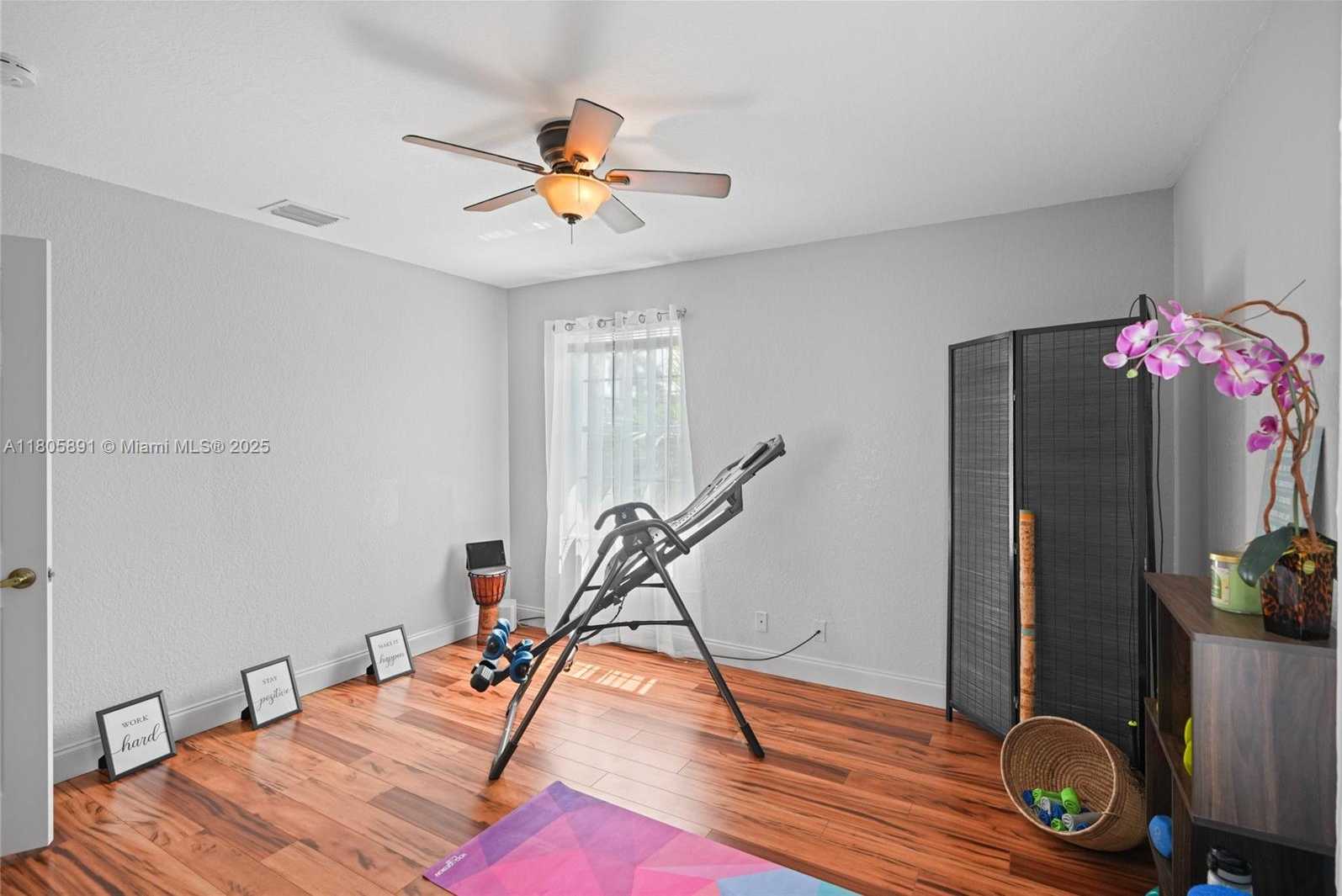 Small Image of 1282 GRANT CT, Hollywood Number 27