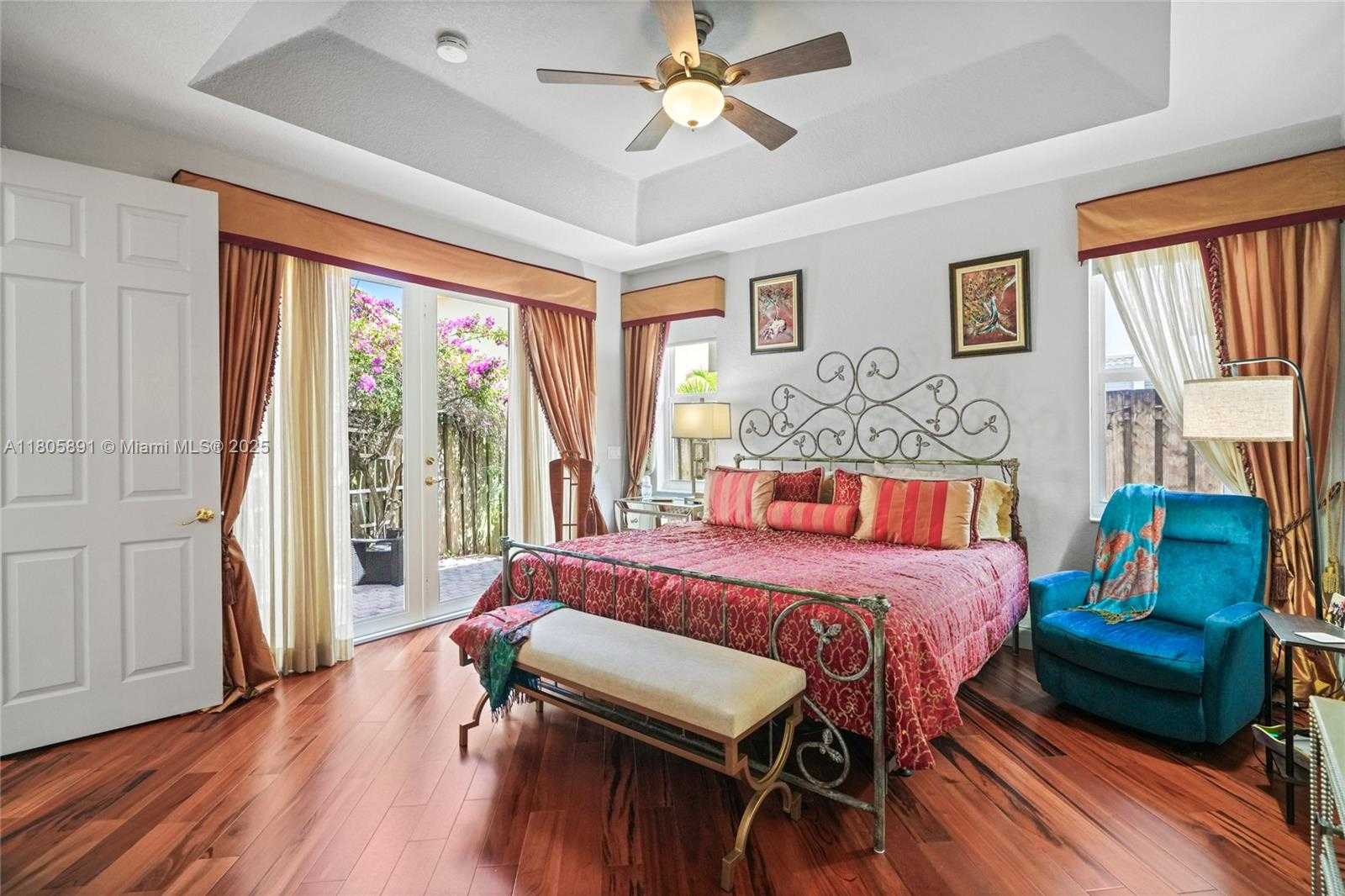 Small Image of 1282 GRANT CT, Hollywood Number 32