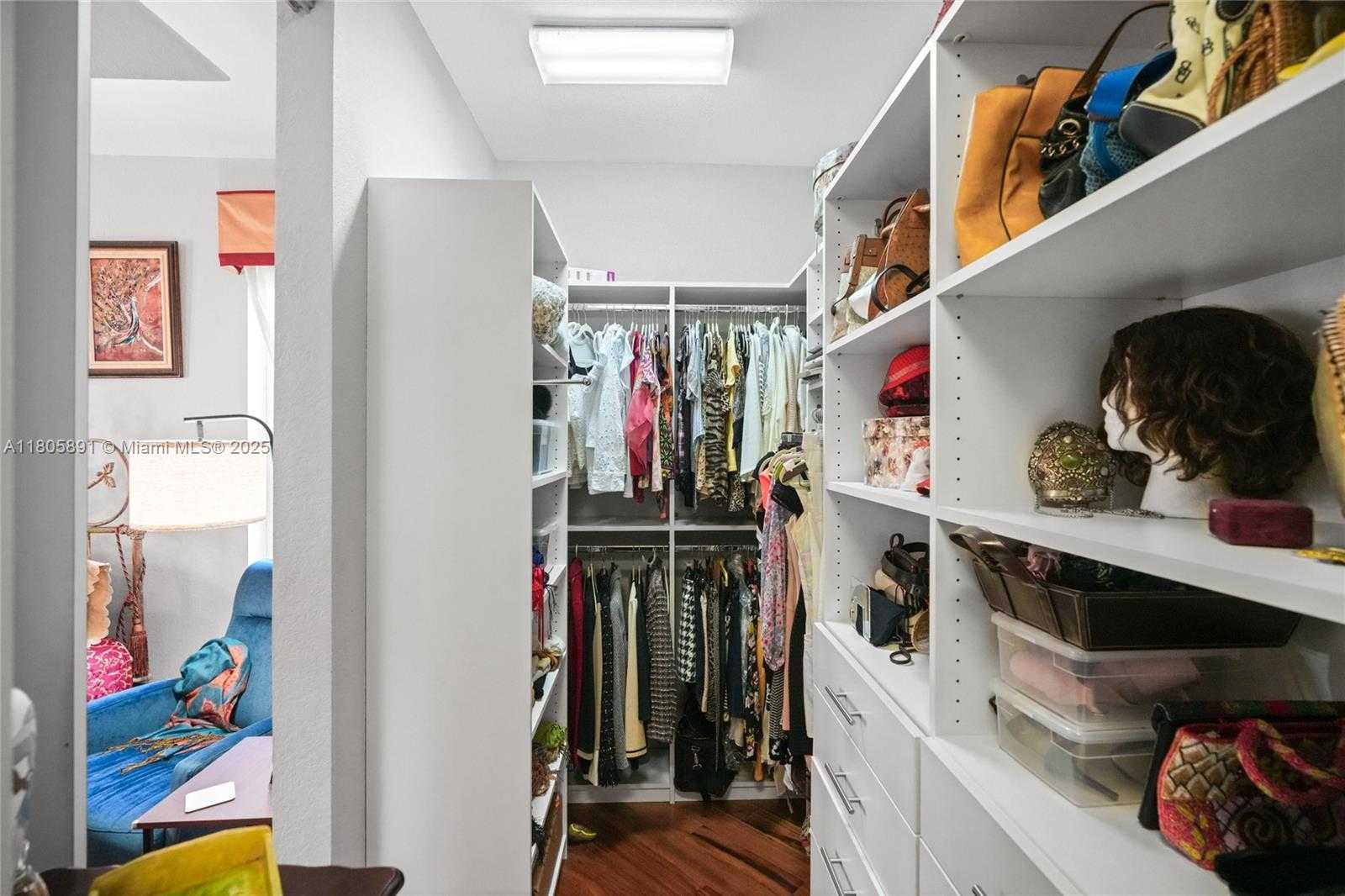 Small Image of 1282 GRANT CT, Hollywood Number 35
