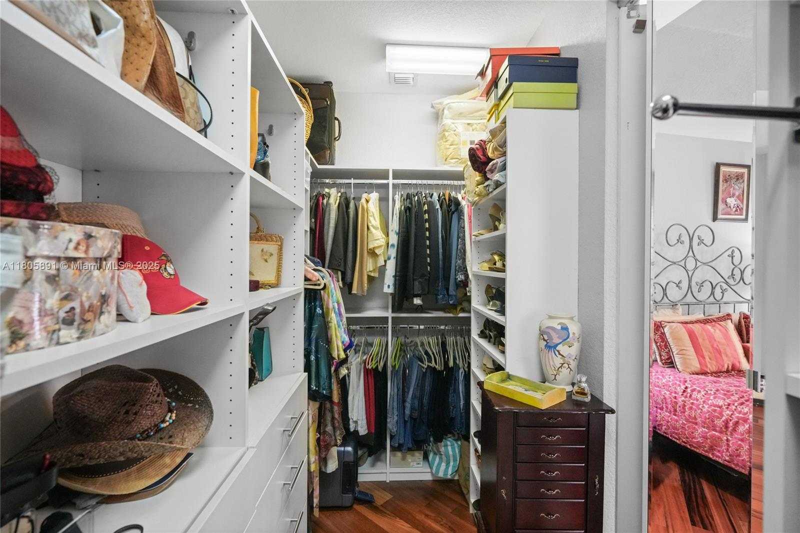 Small Image of 1282 GRANT CT, Hollywood Number 36