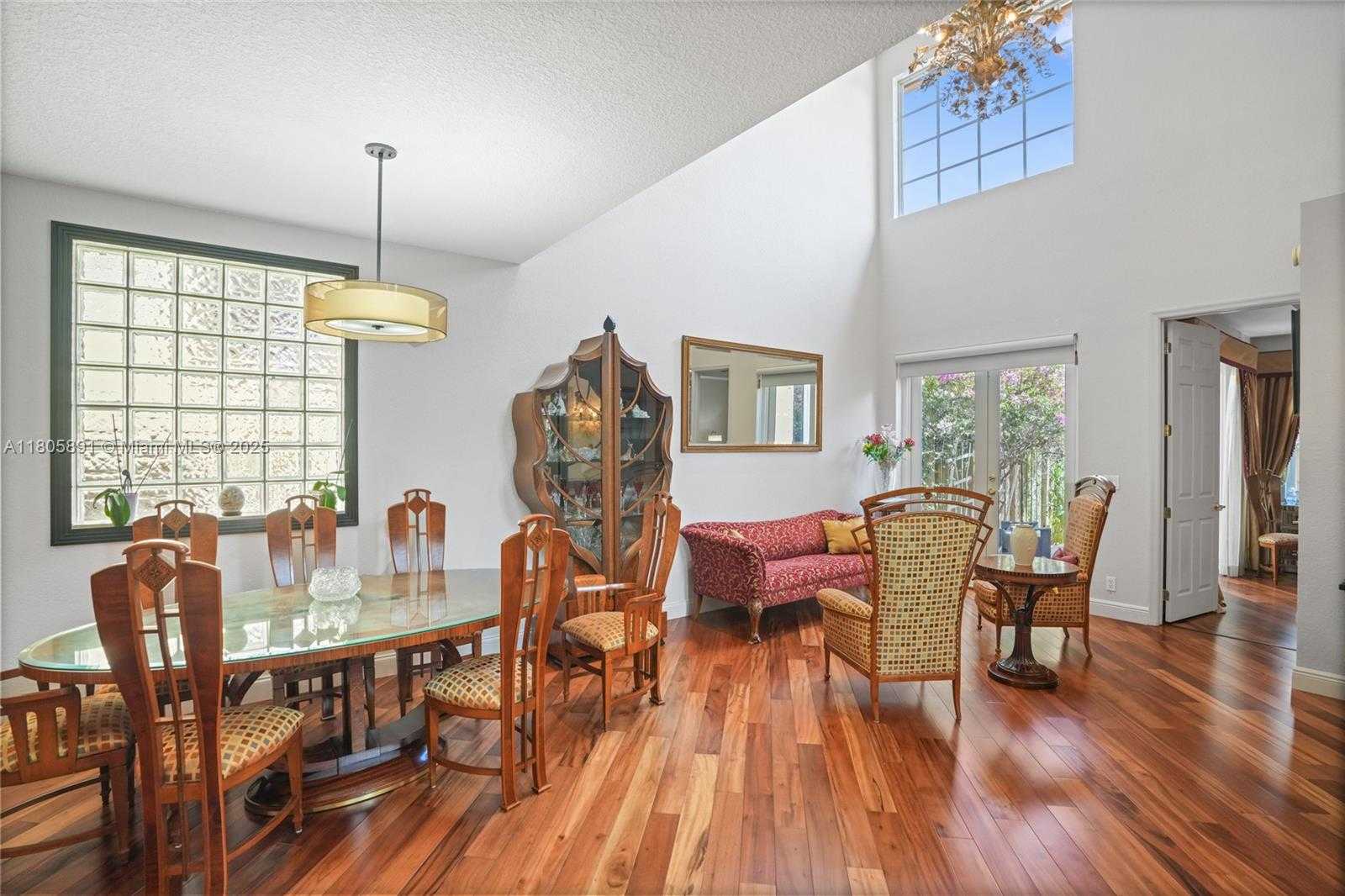 Small Image of 1282 GRANT CT, Hollywood Number 45