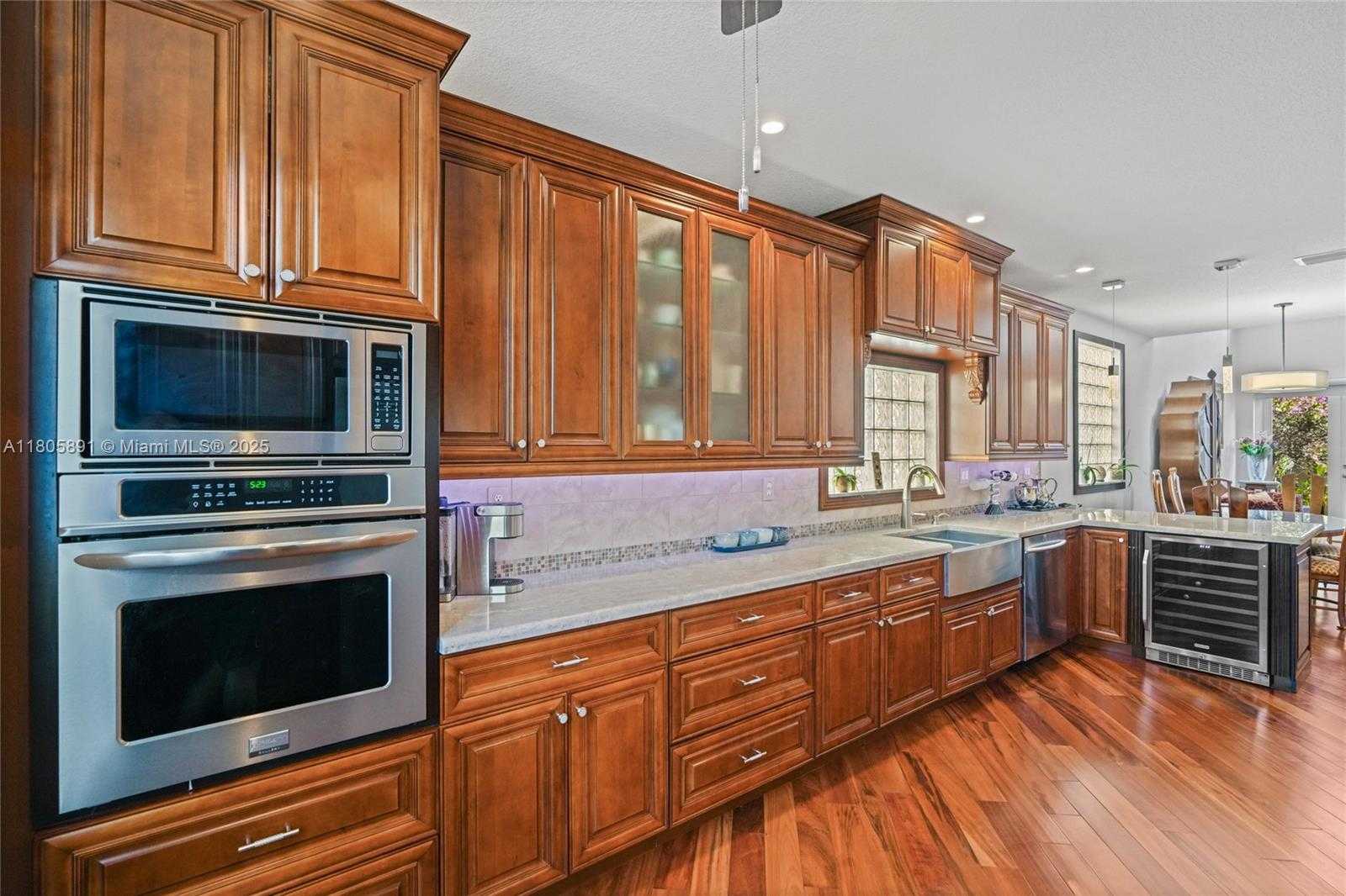 Small Image of 1282 GRANT CT, Hollywood Number 50