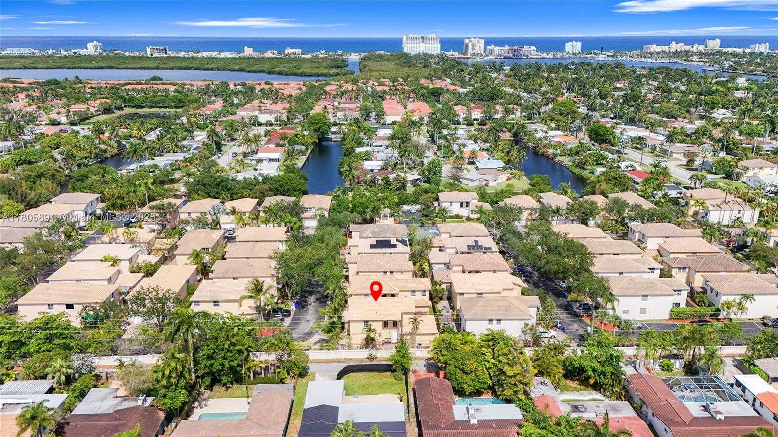Small Image of 1282 GRANT CT, Hollywood Number 68