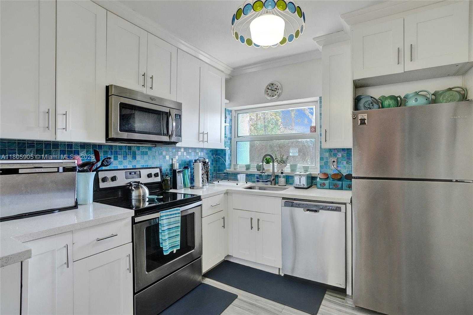 Small Image of 166 NORTH EAST 103RD ST, Miami Shores Number 5