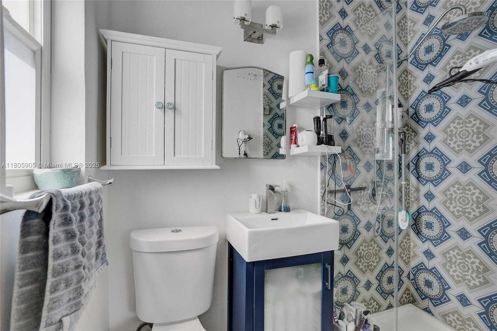 Small Image of 166 NORTH EAST 103RD ST, Miami Shores Number 7