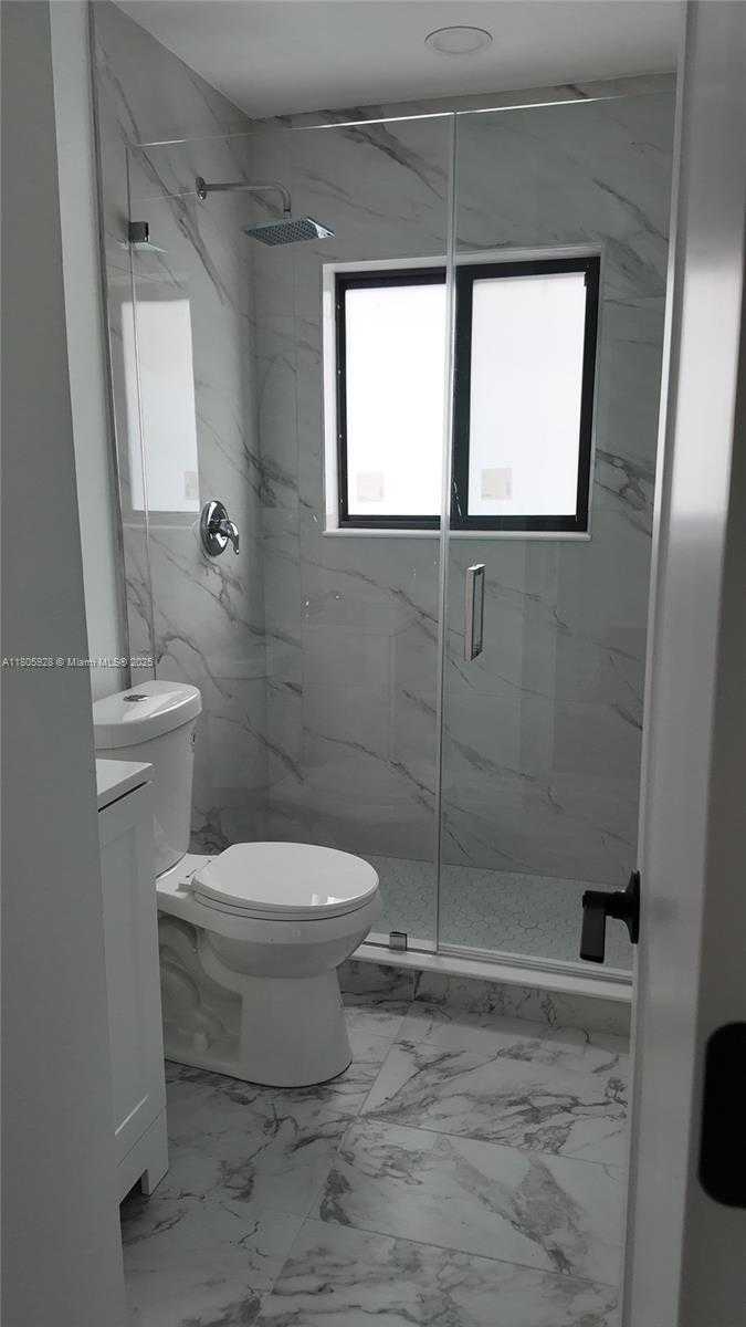 Small Image of 3800 NORTH WEST 208TH ST, Miami Gardens Number 10