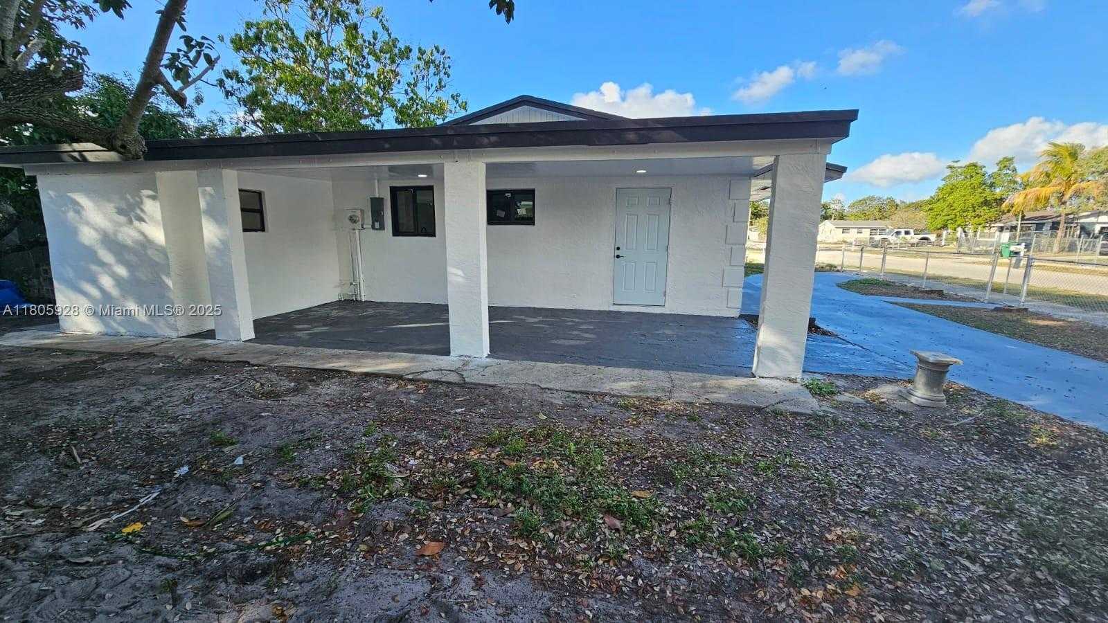 Small Image of 3800 NORTH WEST 208TH ST, Miami Gardens Number 25