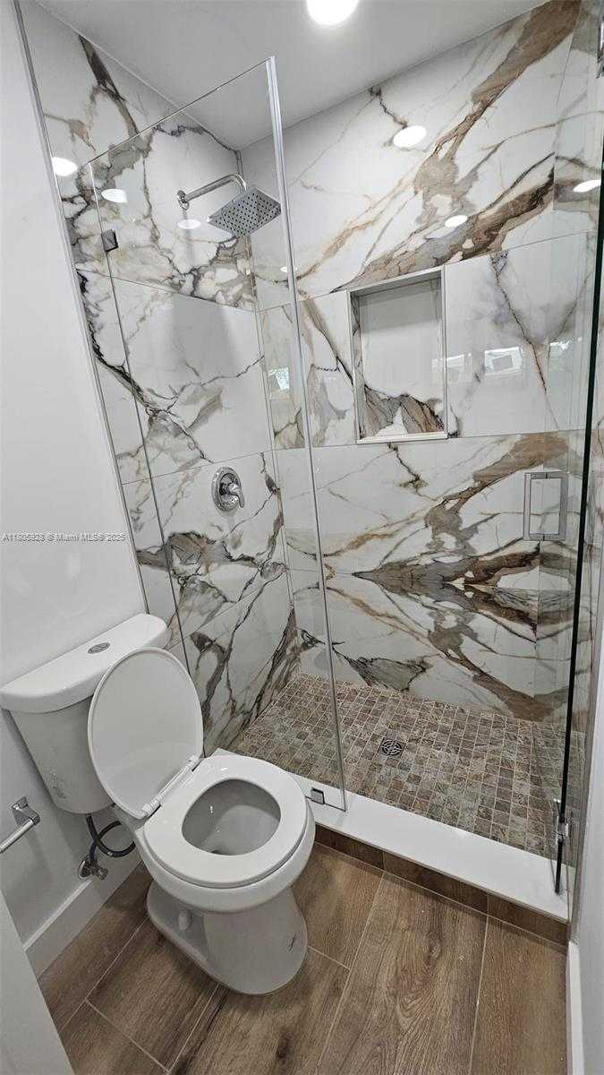 Small Image of 3800 NORTH WEST 208TH ST, Miami Gardens Number 26