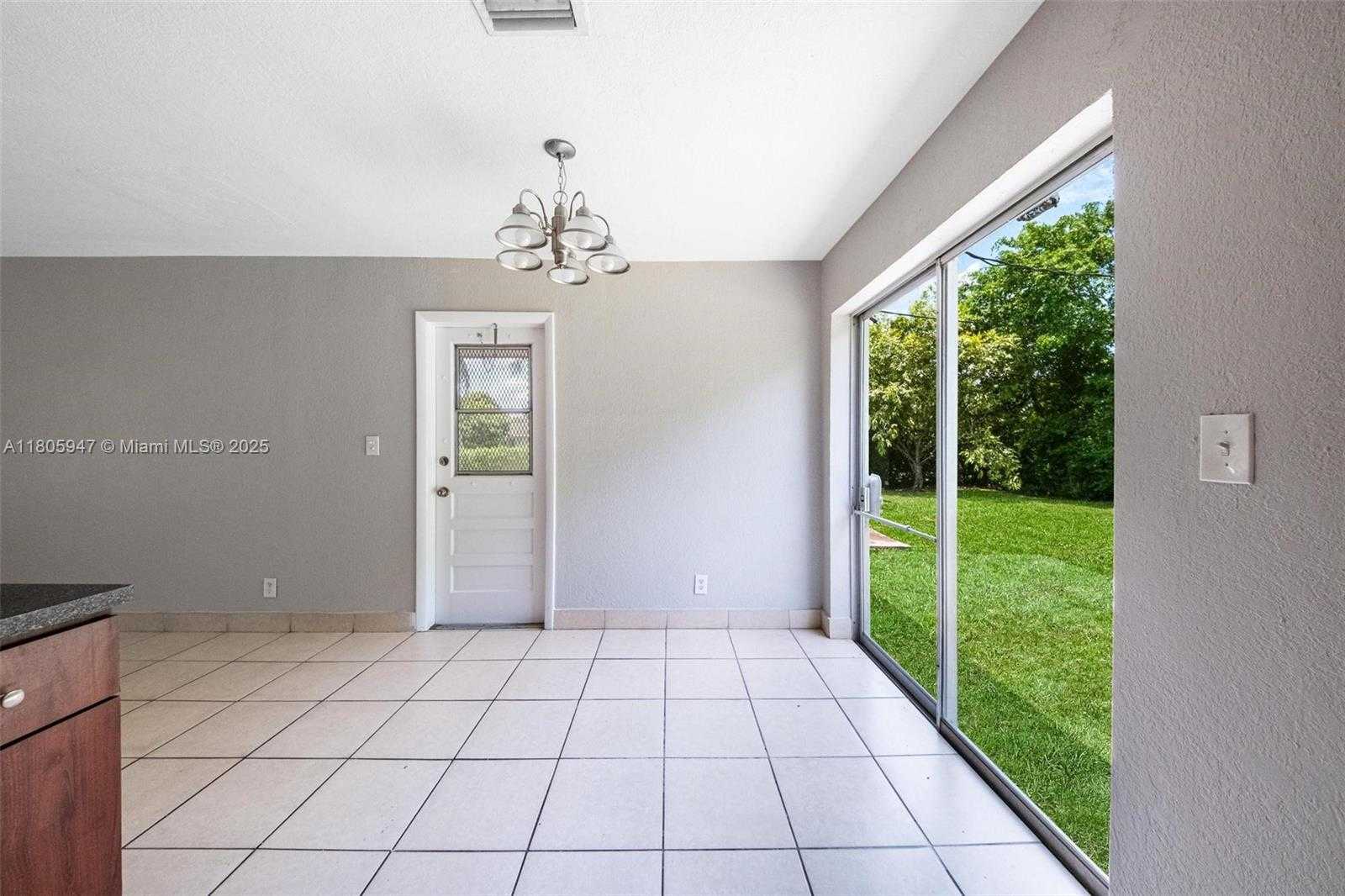 Small Image of 6871 SOUTH WEST 18TH ST, North Lauderdale Number 16
