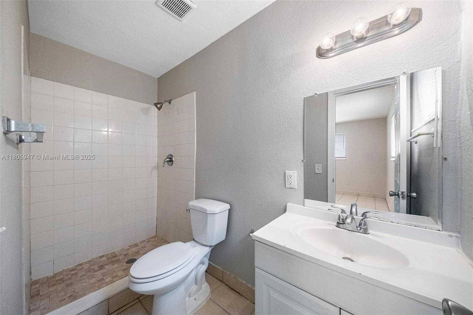 Small Image of 6871 SOUTH WEST 18TH ST, North Lauderdale Number 26