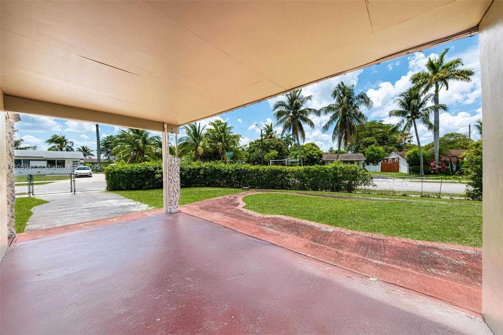 Small Image of 6871 SOUTH WEST 18TH ST, North Lauderdale Number 8
