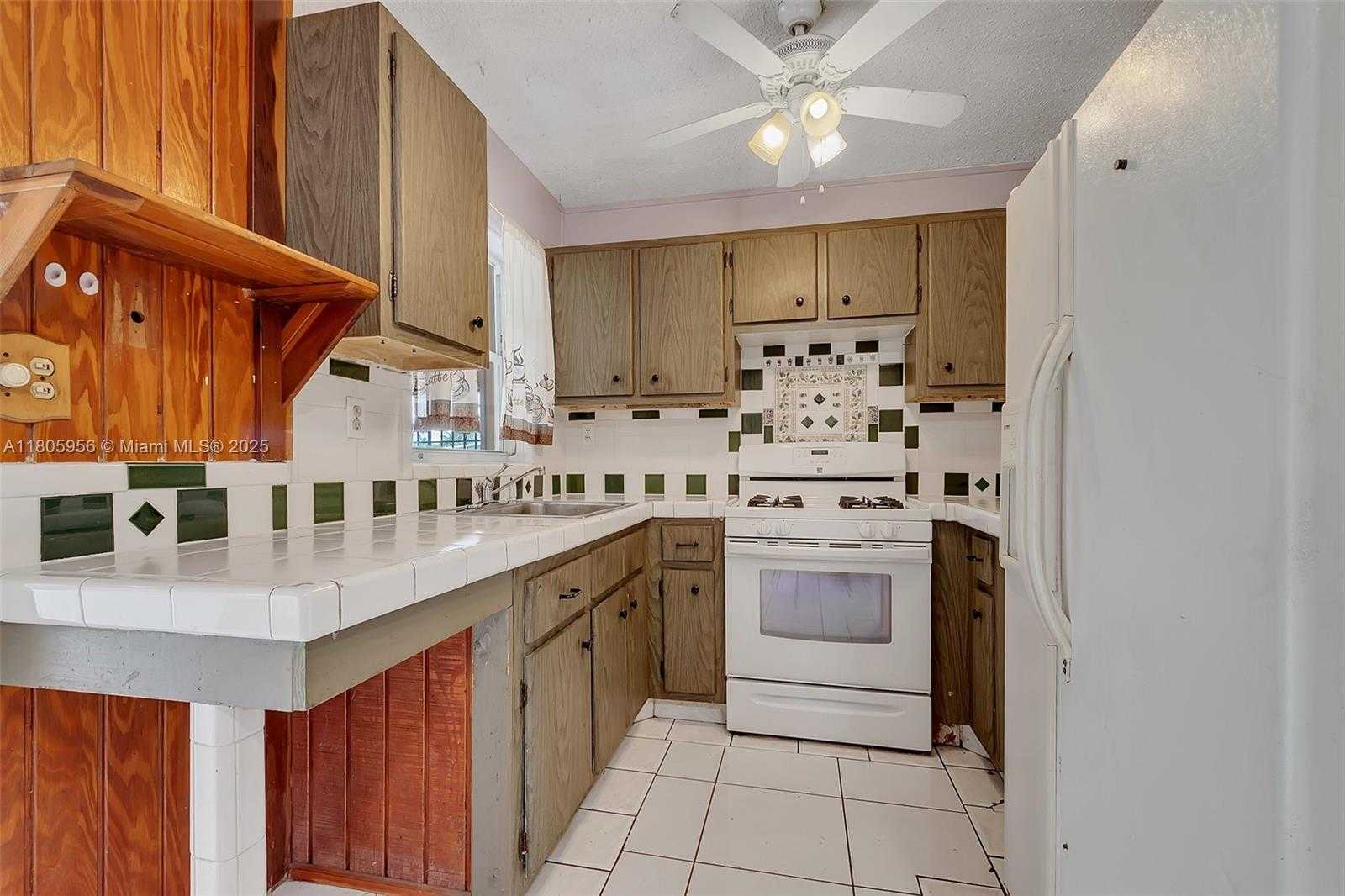 Small Image of 18711 SOUTH WEST 308TH ST, Homestead Number 6